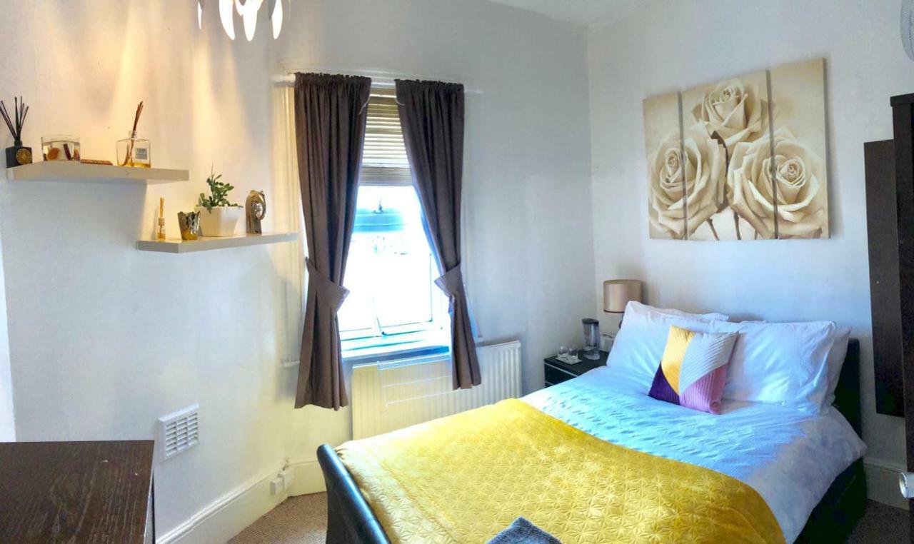 فندق لندنفي  Heathfield Sq المظهر الخارجي الصورة